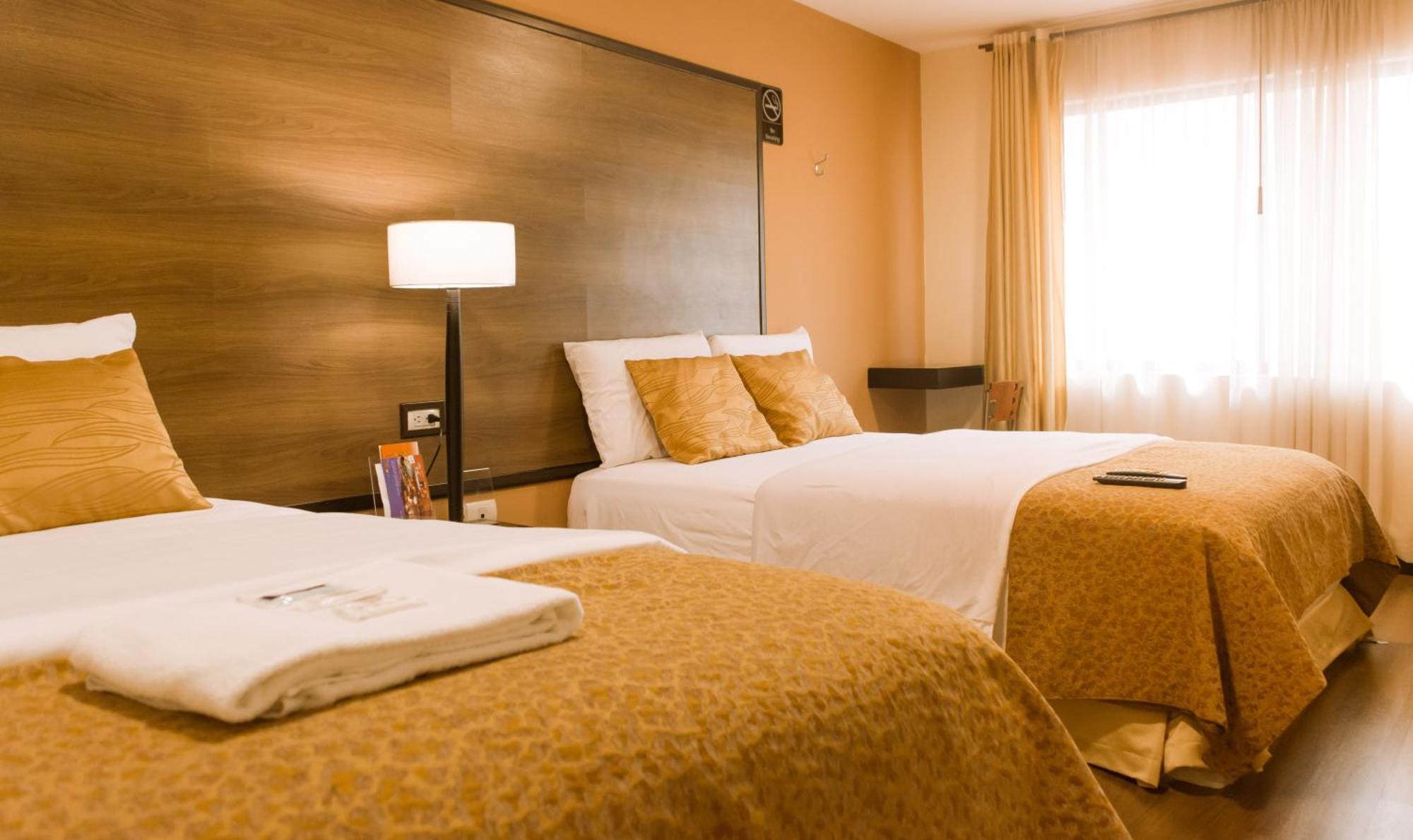 Hotel La Farola 쿠엔카 외부 사진